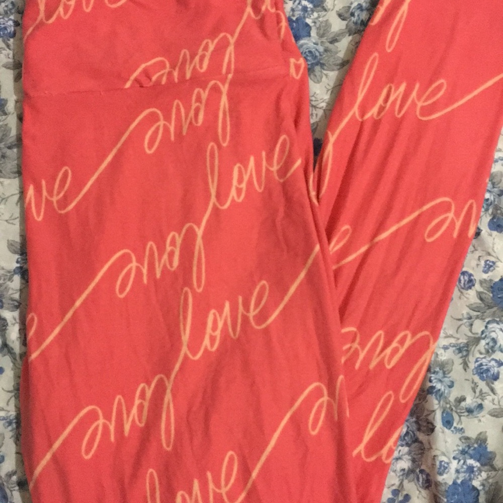 LuLaRoe Love Leggings!❤️❤️